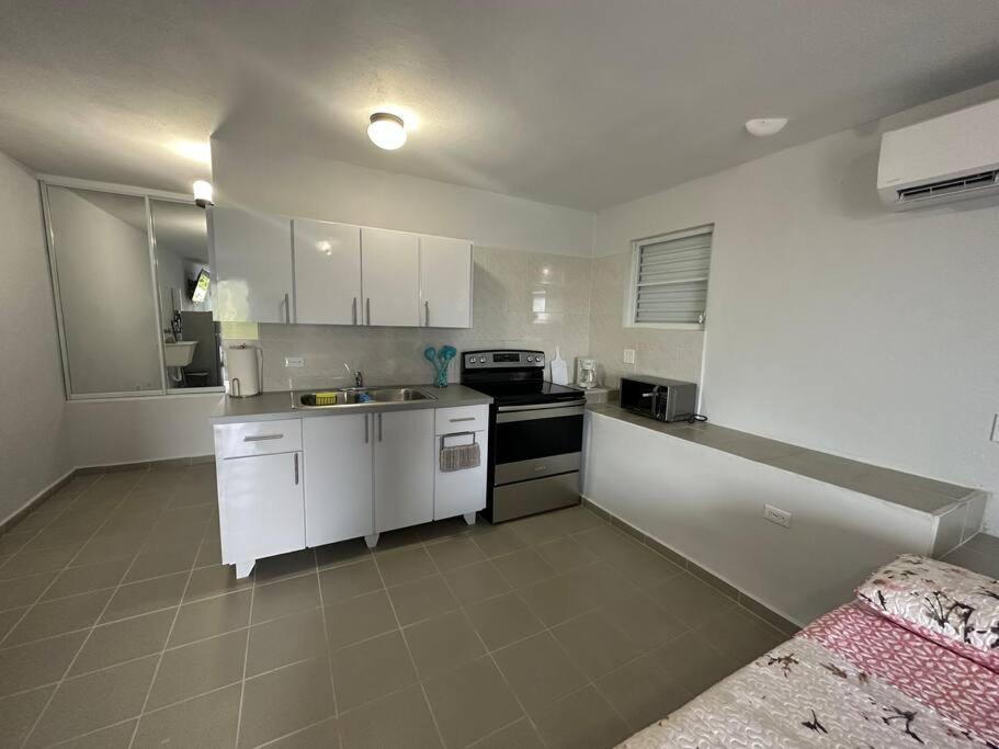 Oceanview 2 Apartment Гуаяма Екстериор снимка